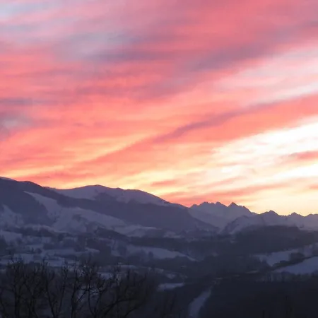 Récente , Au Calme Vue Sur Les Pyrénées