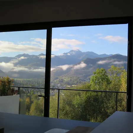 Récente , Au Calme Vue Sur Les Pyrénées