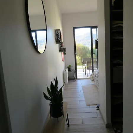 Villa Récente , Au Calme Vue Sur Les Pyrénées *